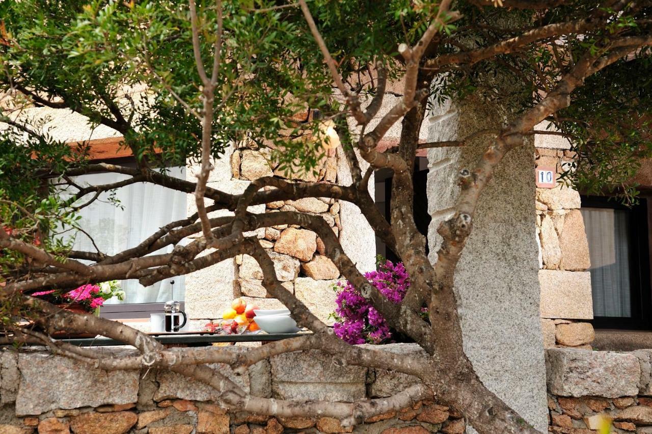 Residence L'Ea Di Lavru - Appartamenti Mono-Bilo-Trilocali Porto San Paolo  Eksteriør bilde