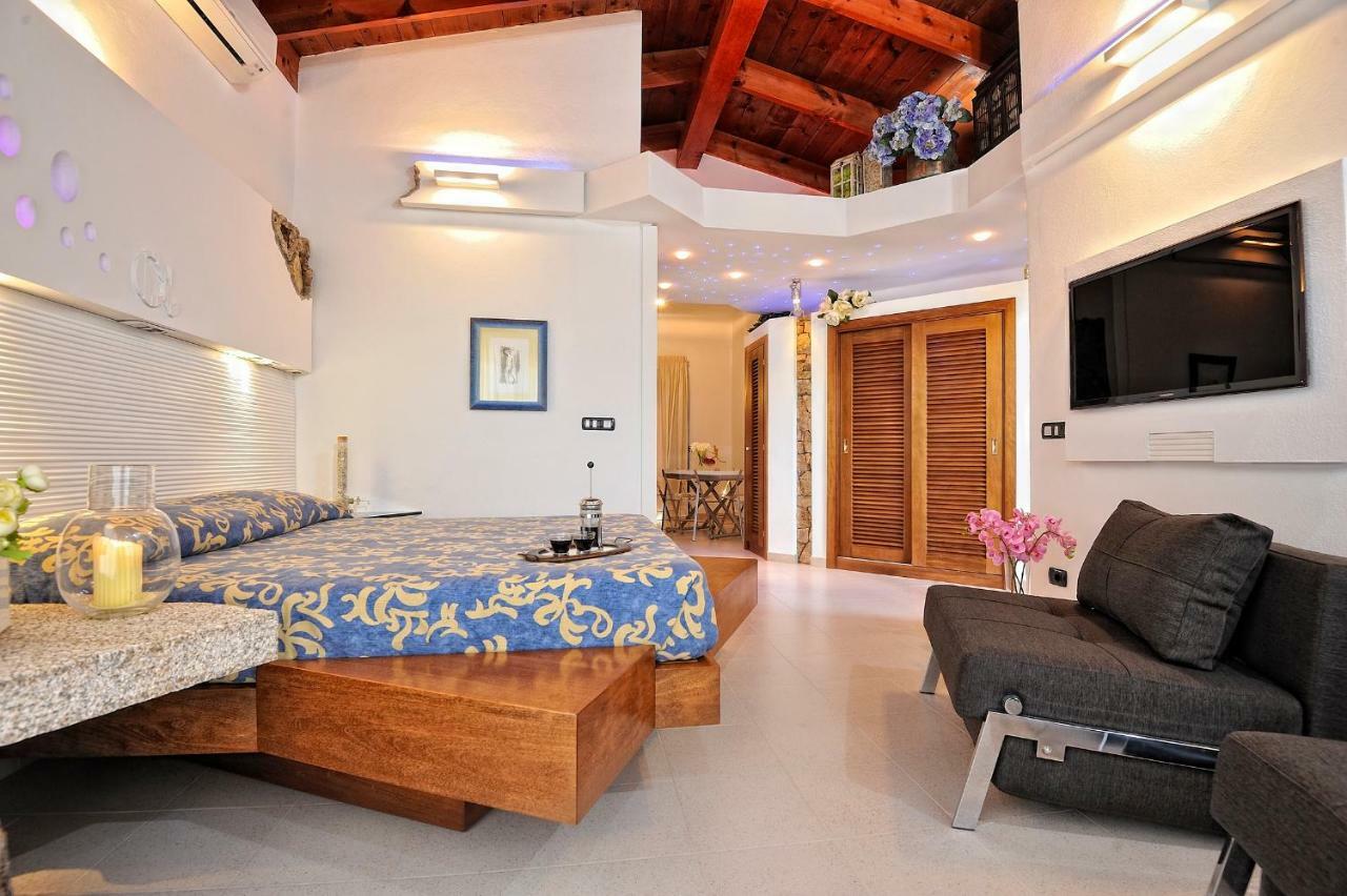 Residence L'Ea Di Lavru - Appartamenti Mono-Bilo-Trilocali Porto San Paolo  Eksteriør bilde