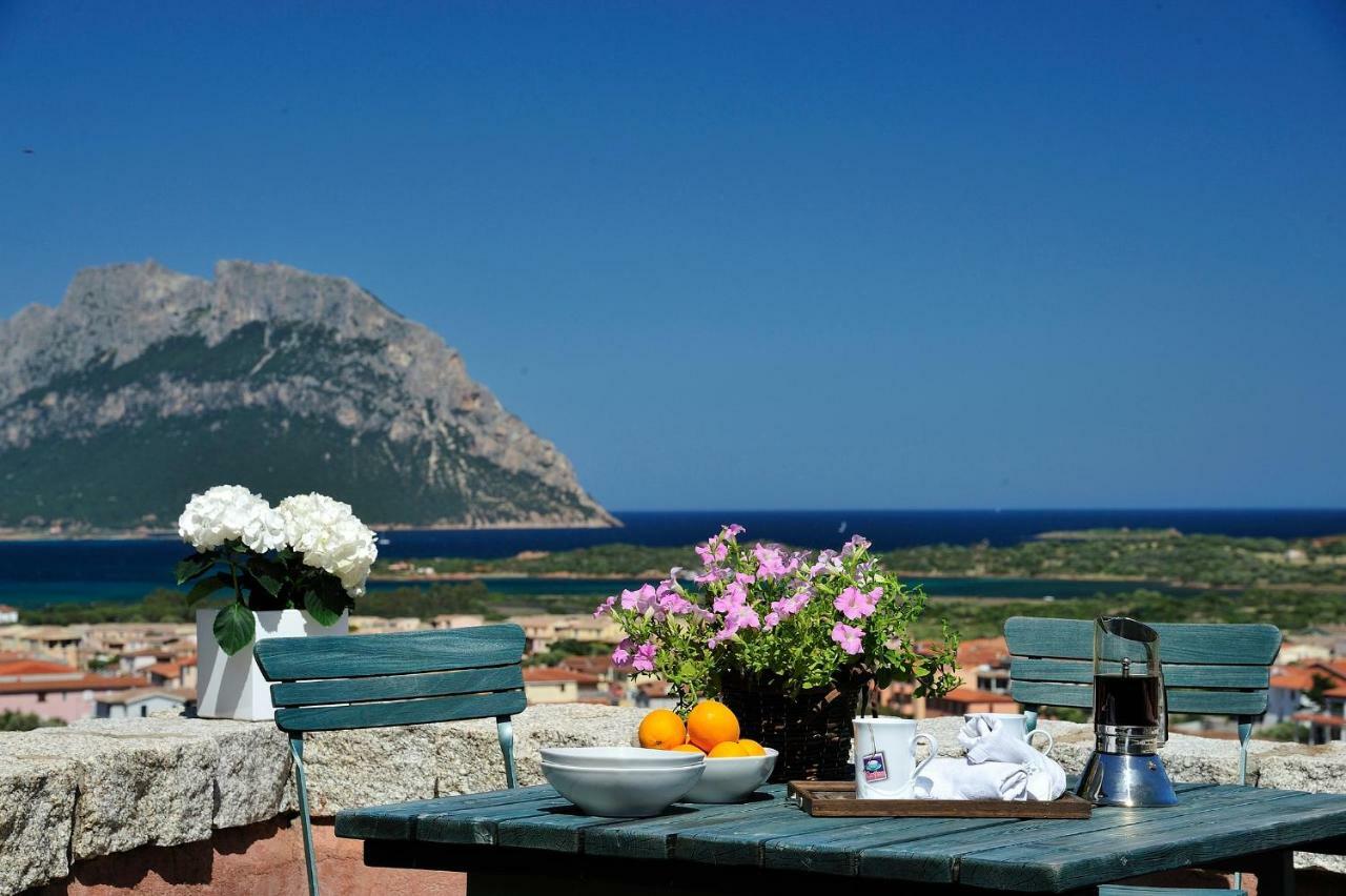 Residence L'Ea Di Lavru - Appartamenti Mono-Bilo-Trilocali Porto San Paolo  Eksteriør bilde