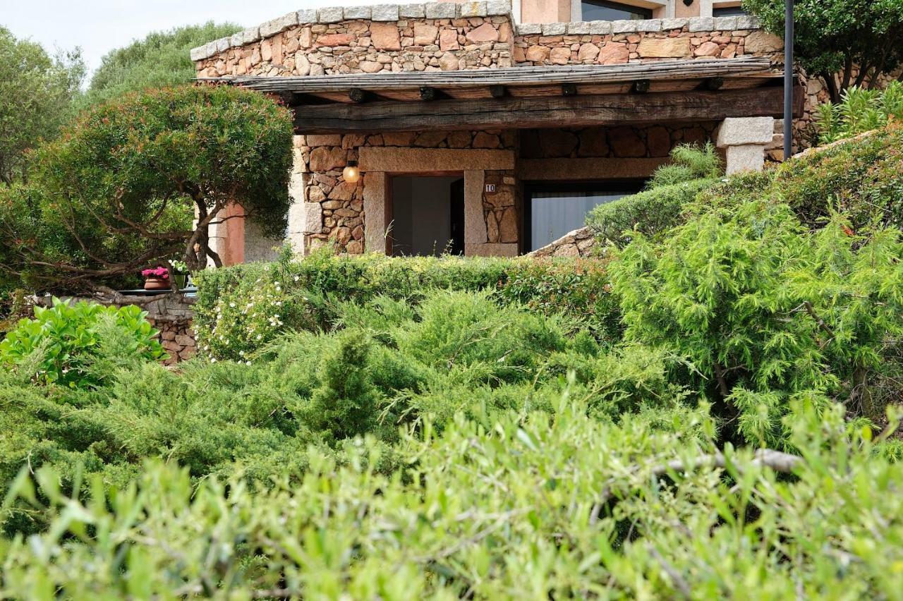 Residence L'Ea Di Lavru - Appartamenti Mono-Bilo-Trilocali Porto San Paolo  Eksteriør bilde