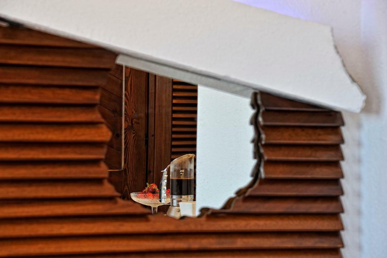 Residence L'Ea Di Lavru - Appartamenti Mono-Bilo-Trilocali Porto San Paolo  Eksteriør bilde
