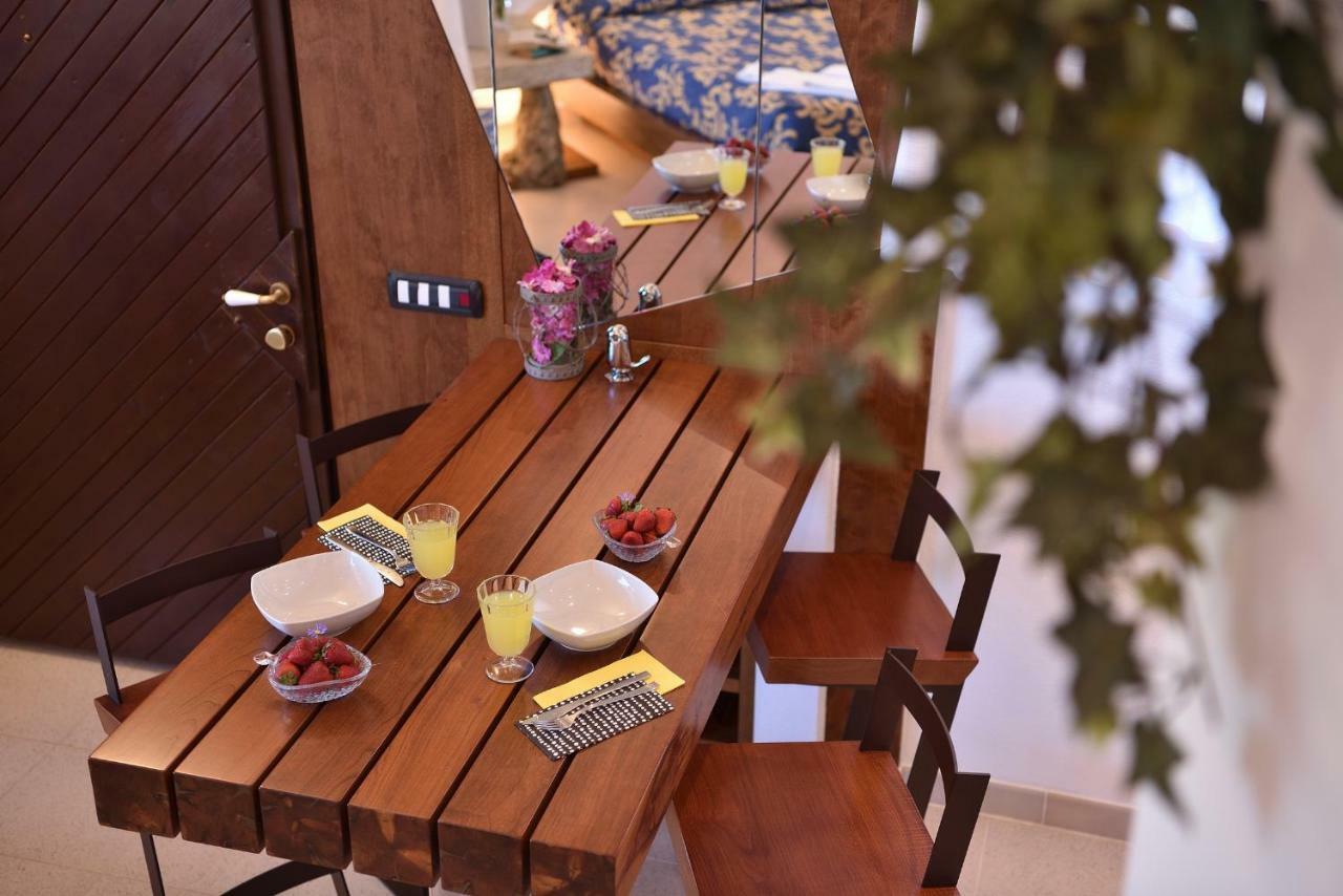 Residence L'Ea Di Lavru - Appartamenti Mono-Bilo-Trilocali Porto San Paolo  Eksteriør bilde